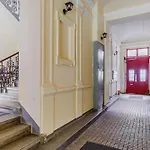 Apart With 3 Bedroom For Family